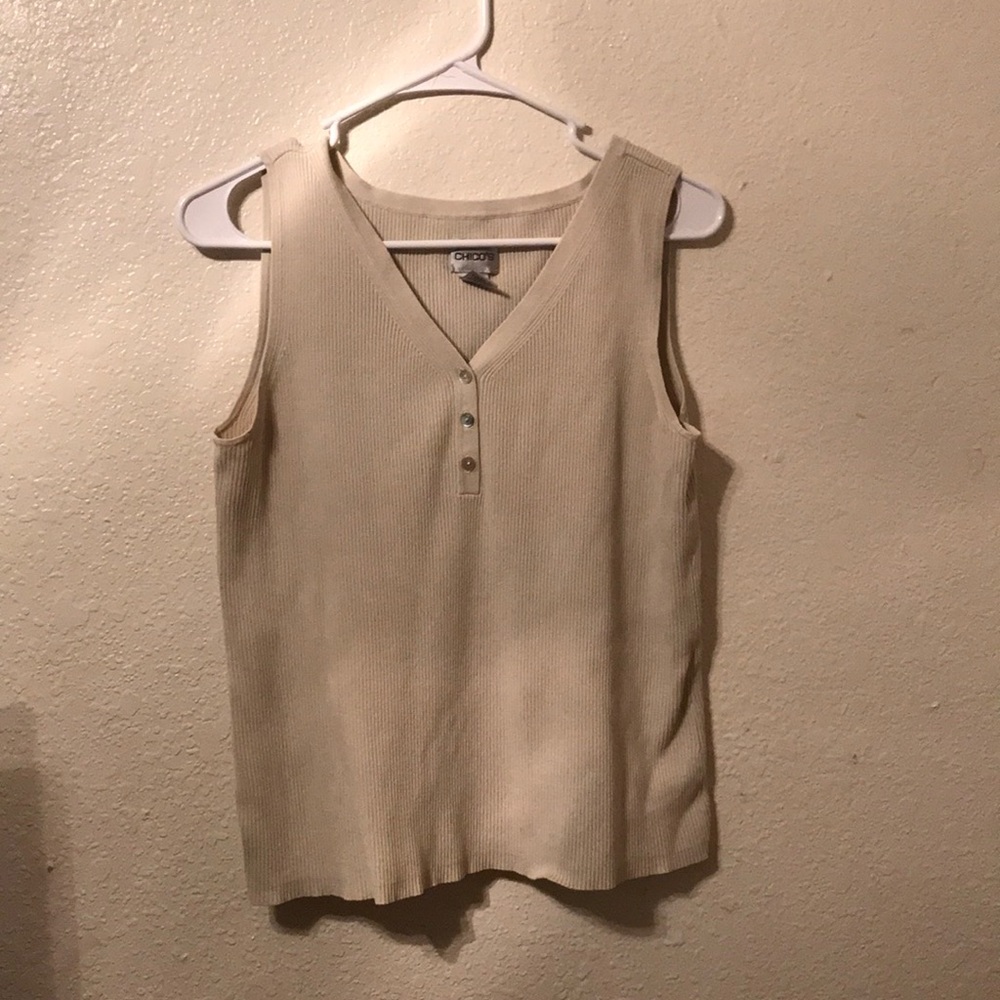 Chicos light tan sweater tank with abalone buttons